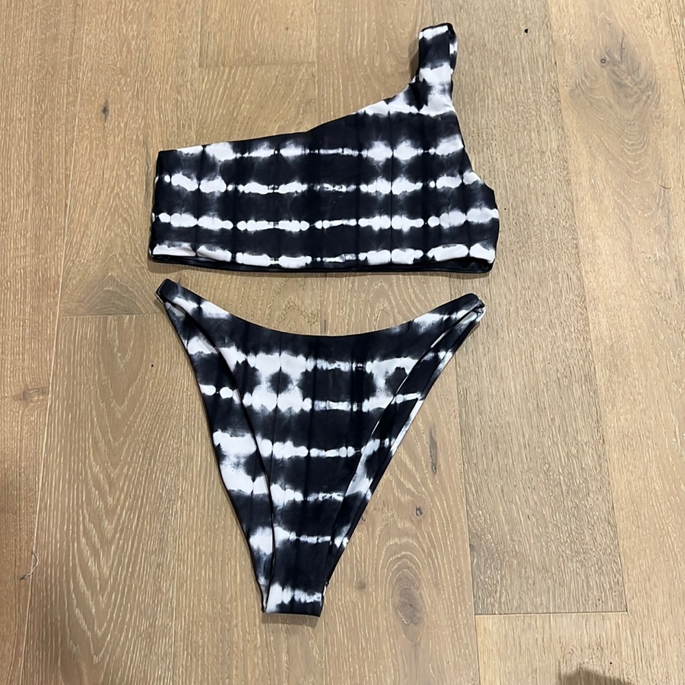 Skatie bikini